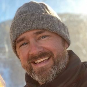 Meet your Posher, Tom